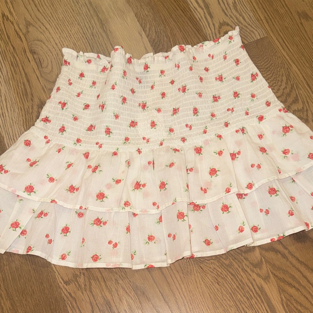 H&M Divided Smocked Waist Tiered Rose Print Mini Skirt NWT